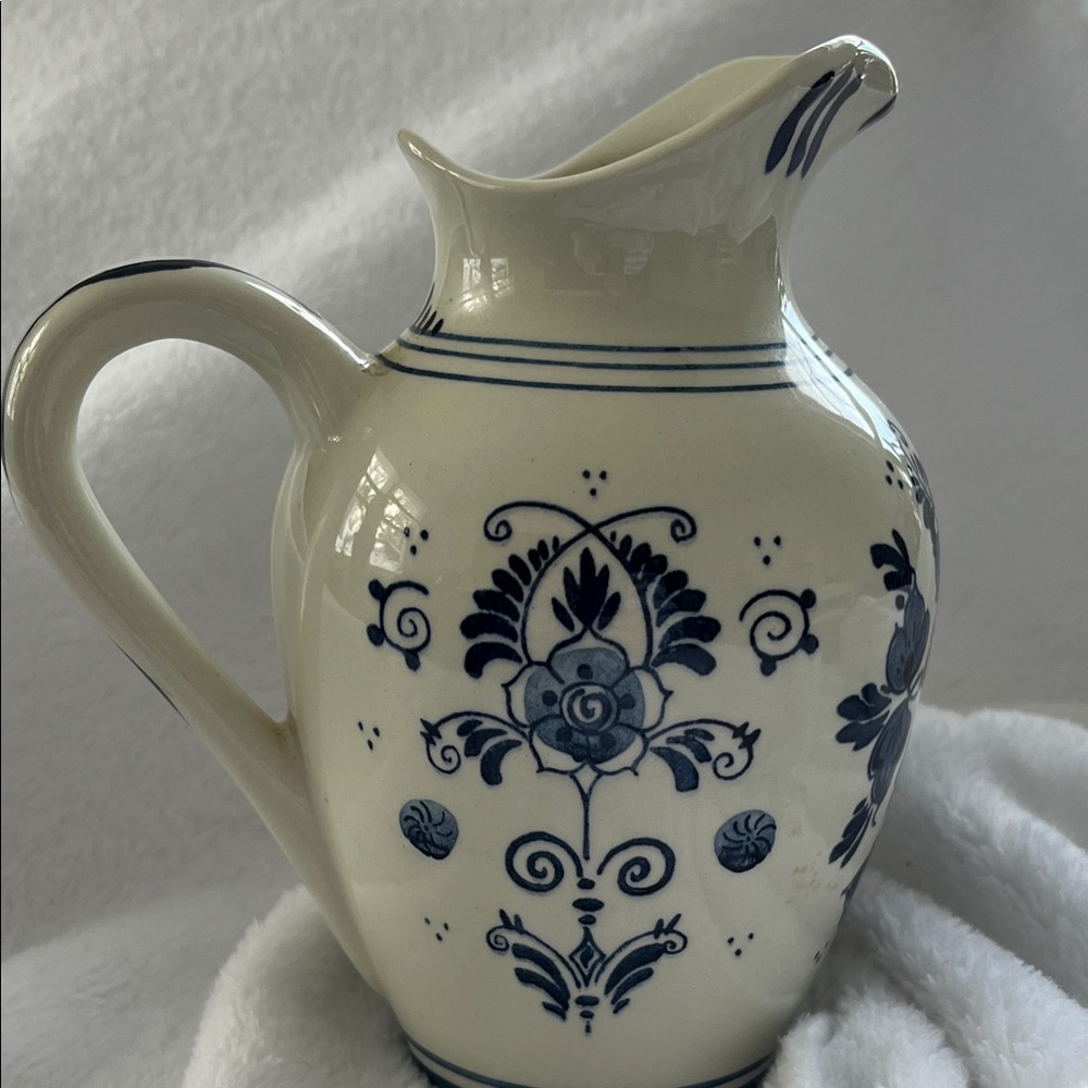 Artisan Blue Floral Ceramic Jug - Picture 4 of 10